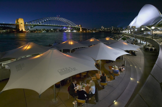 Gather-mag_Sydney_Opera_bar