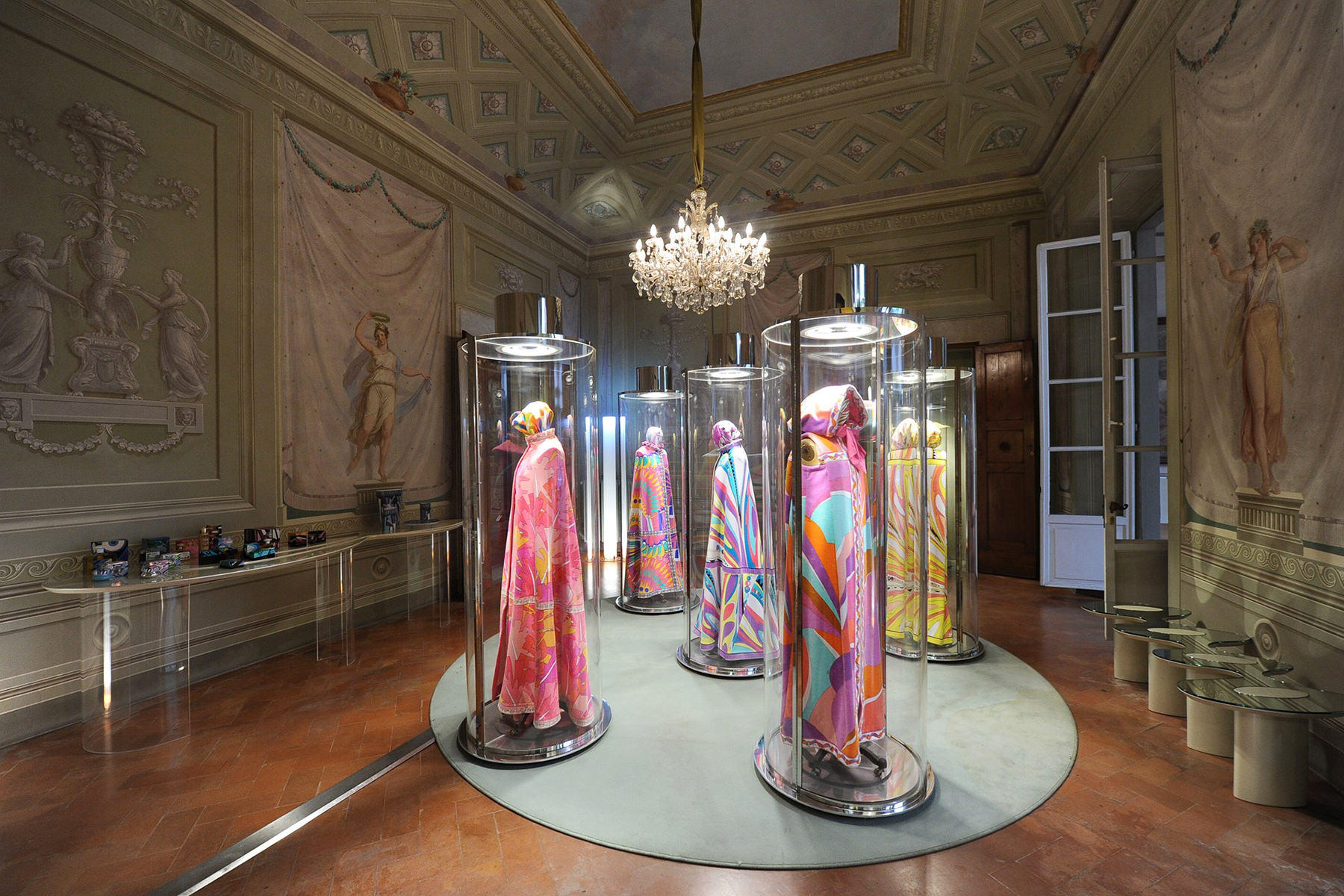 Gather-mag_Florence_italy_Palazzo_Pucci