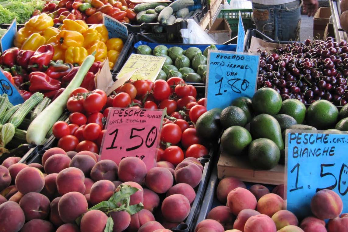 Gather-mag_Florence_Italy_farmers_market_Sant'Ambrogio_Market